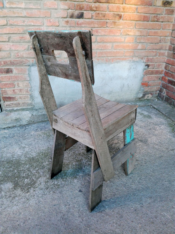 silla madera desgastada 45.5-48-92x36.5-40x42-46 (15eu) 1u